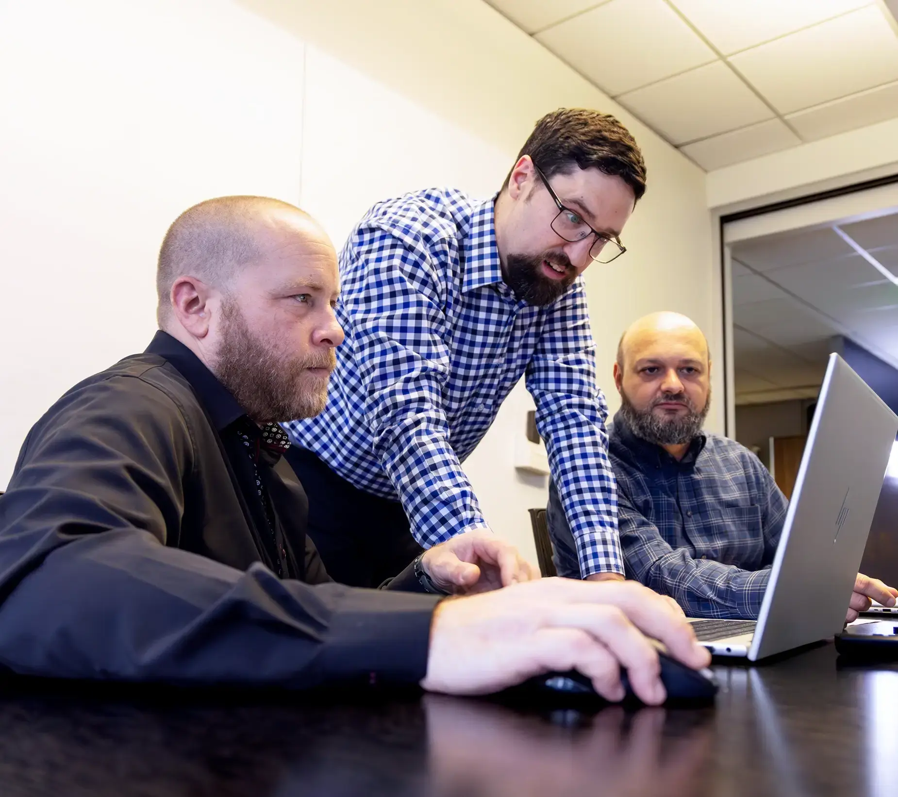 Learn more about Dynamic Computing's help desk support service features.